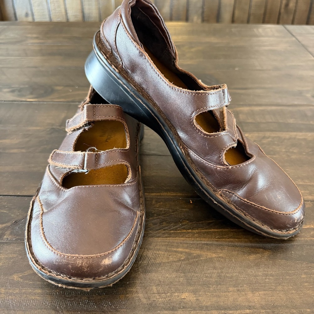 Naot Mary Jane Shoes 8 US 39 Brown Leather Triple Strap Comfort Walking Casual
